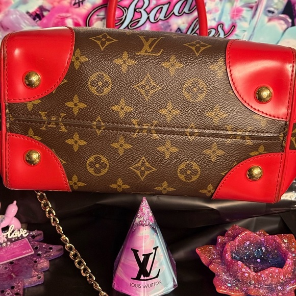 Louis Vuitton Monogram Phoenix MM with COA - Picture 5 of 14